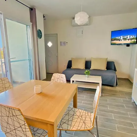아파트 Pasman - 50 M2 Et Piscine *