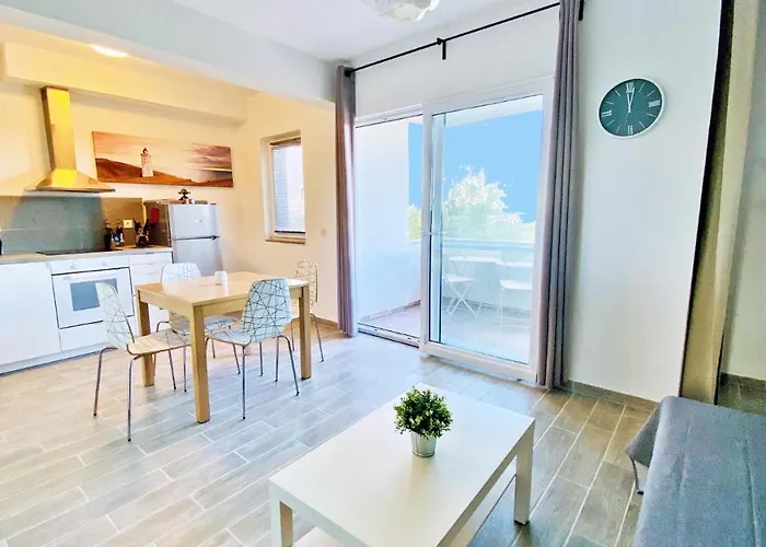 Apartament Pasman - 50 M2 Et Piscine Pakoštane