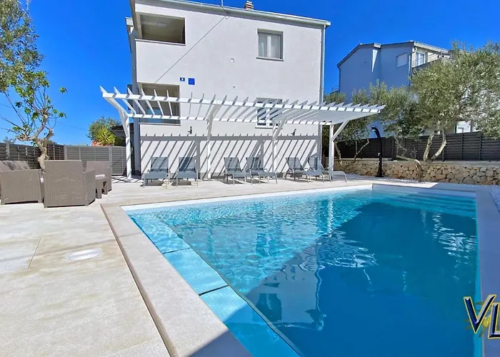 아파트 Pasman - 50 M2 Et Piscine *