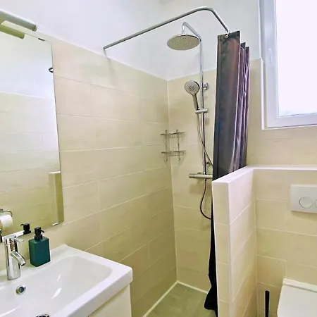 Pasman - 50 M2 Et Piscine Apartment *